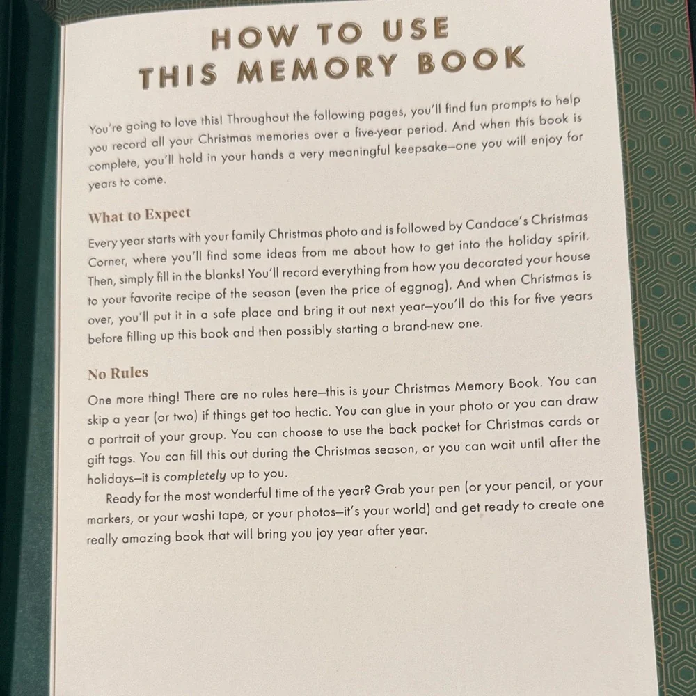 Candace Cameron Bure Inspirational Christmas Memory Book - Green